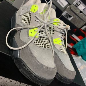 Jordan 4 Retro Neon Size 1.5y